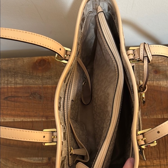 Michael Kors Gold and Cream Structured Handbag - Picture 9 of 12